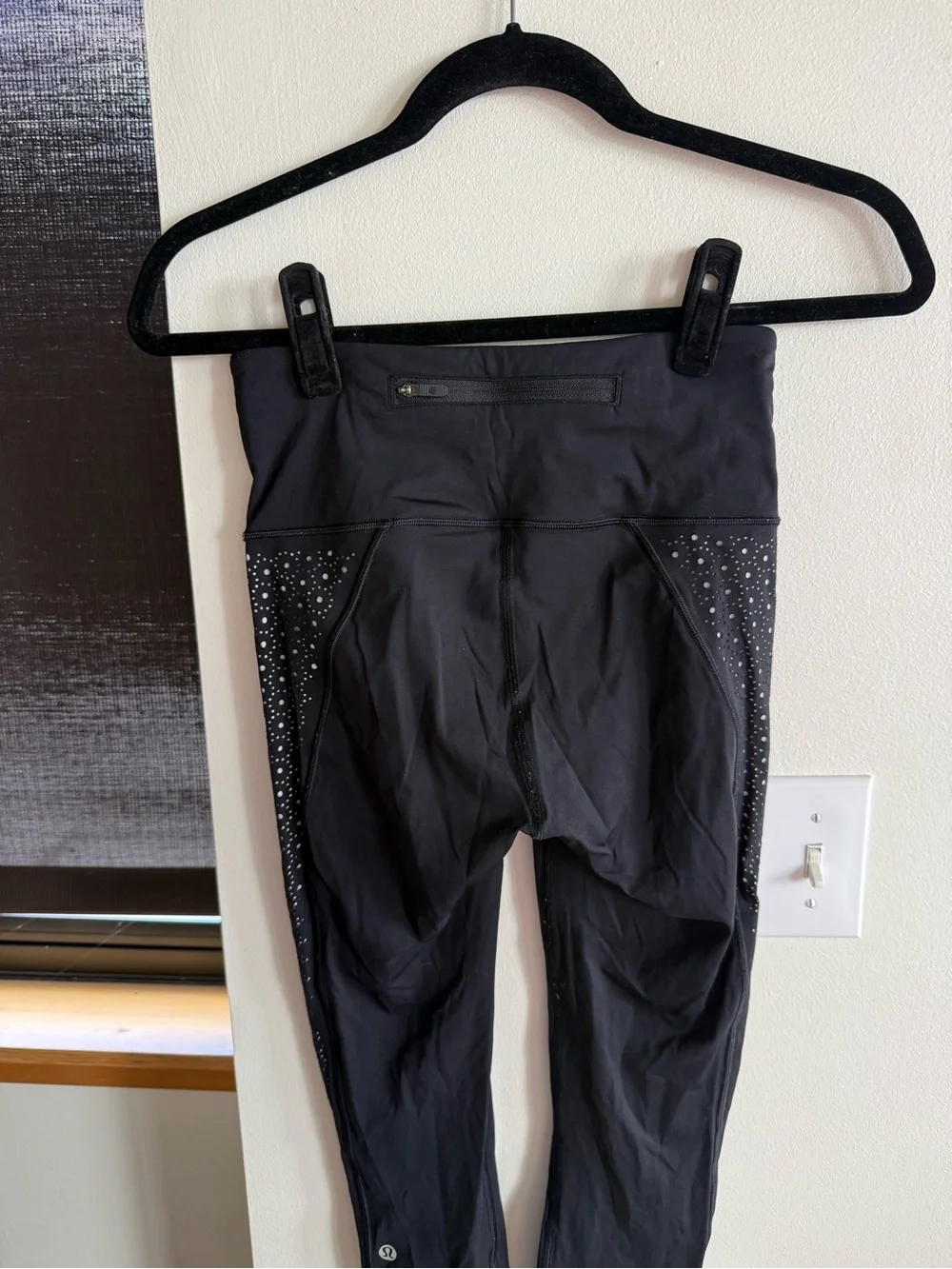 Lululemon Colour Me Quick 7/8 Tight Size 4